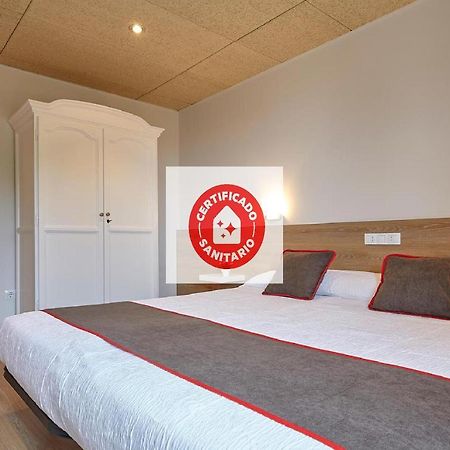 Hostal Nobadis Cervera  Exteriér fotografie