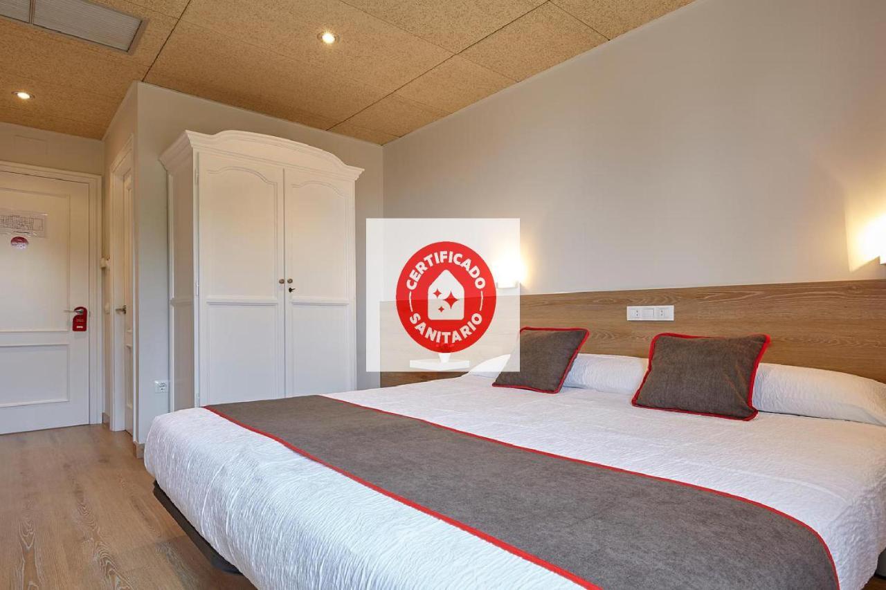 Hostal Nobadis Cervera  Exteriér fotografie